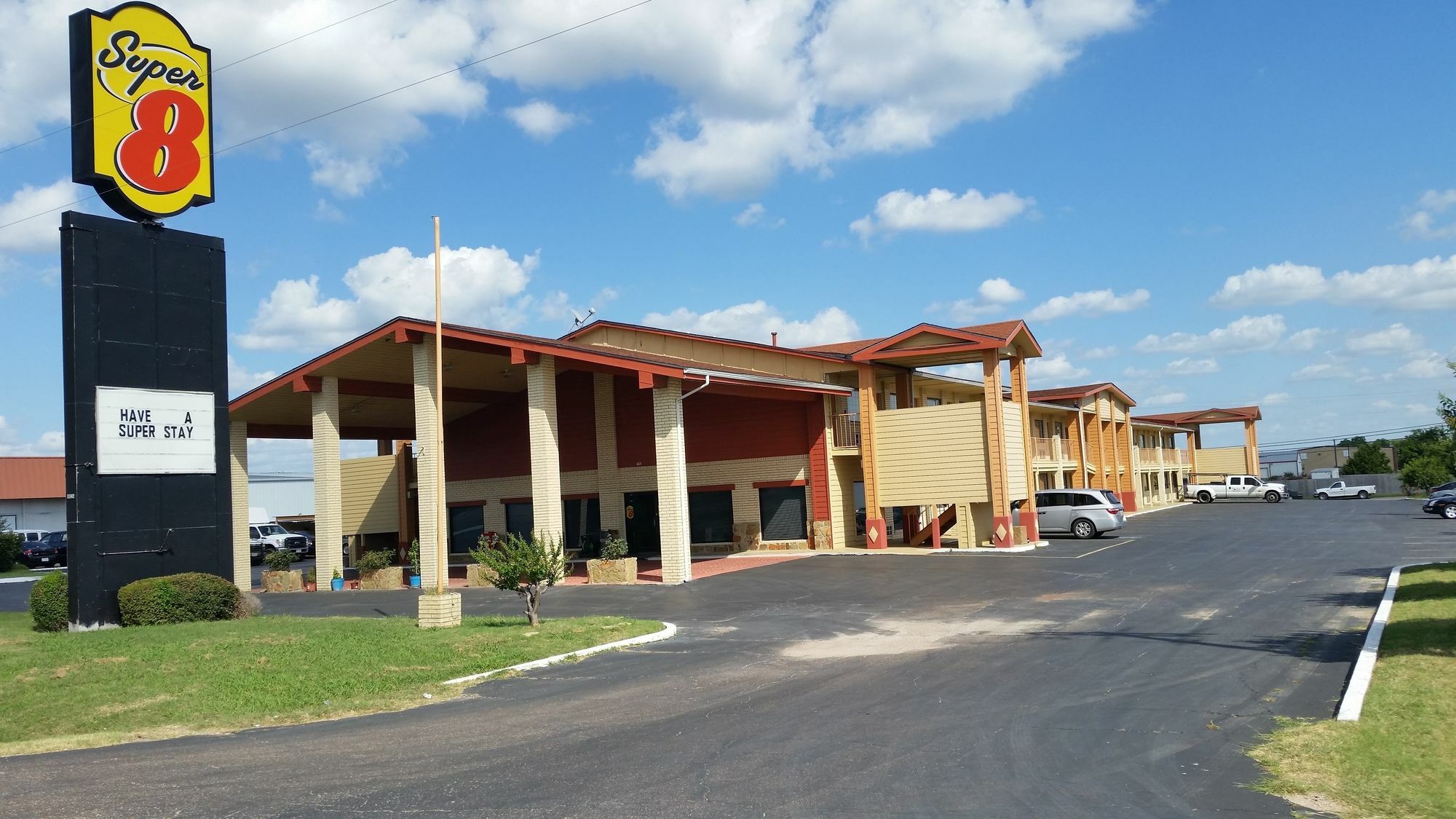 Super 8 By Wyndham Waco/Mall Area Tx Exteriör bild
